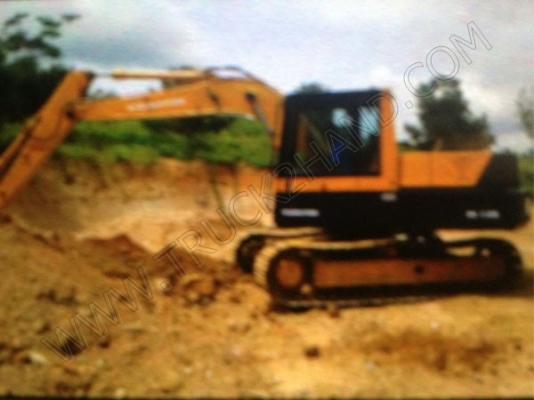 รถแบคโฮ ยี่ห้อ KOMATSU PC120-3