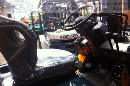 ขายรถ โฟล์คลิฟท์ TOYOTA รุ่น 7-FD30