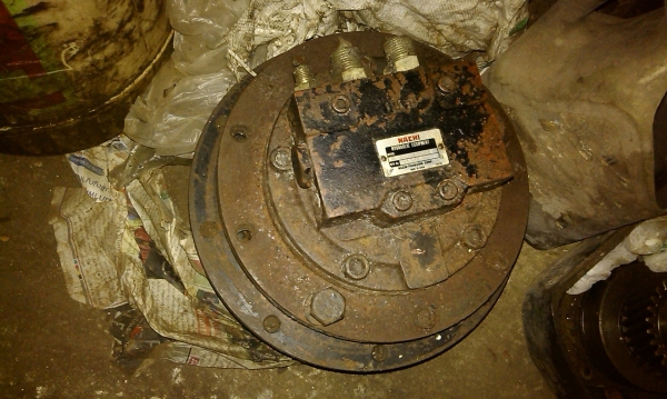 ตัวเดิน PC40 ราคา 35000 โทร 0850853022