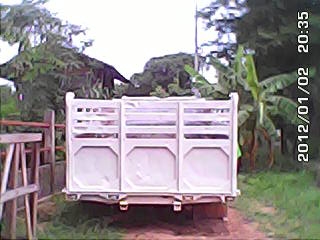 กระบะบรรนทุกสิบล้อ กระบะบรรนทุกสิบล้อ