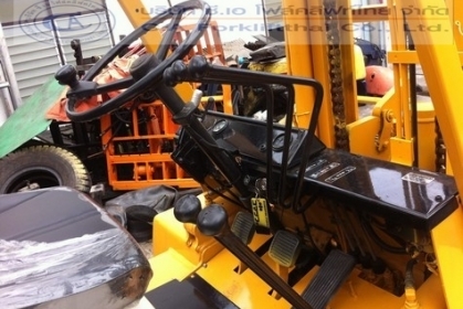 ขาย รถโฟล์คลิฟท์ KOMATSU รุ่น FD30-10