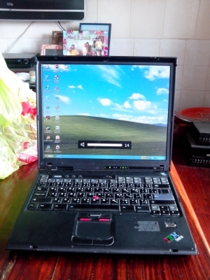 ขาย Notebook Lenovo R52 สภาพดี ใช้งนได้ปกติทุกอย่าง