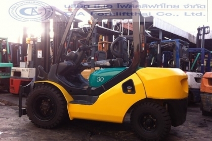 ขาย รถโฟล์คลิฟท์ KOMATSU รุ่น FD30-16