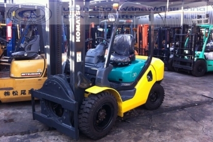 ขาย รถโฟล์คลิฟท์ KOMATSU รุ่น FD30-16