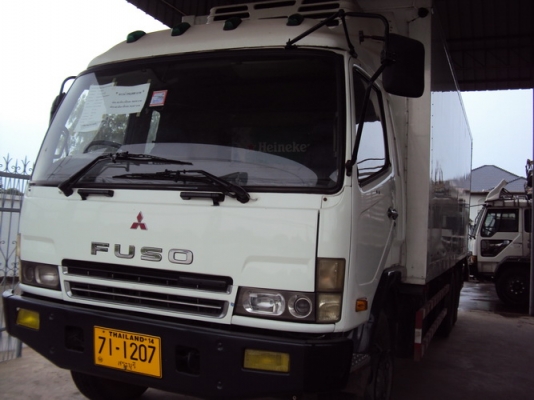 ขายMITSUBISHI 10 ล้อเพลาเดียว ตู้เย็น ปี 2006   260แรงม้า