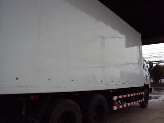 ขายMITSUBISHI 10 ล้อเพลาเดียว ตู้เย็น ปี 2006   260แรงม้า