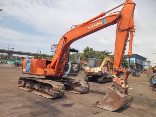ขายรถแม็คโคร HITACHI  EX120-3 พร้อมใช้งาน