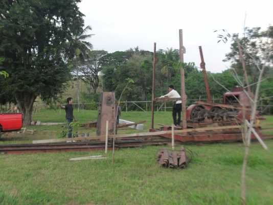 ปั่นจั่น13 เมตร ตุ้ม 3.6 วิน 28 พร้อมรับตอกเสาเข็มเขาใหญ่ปากช่องโดยเฉพาะติดต่อ ช่างบอย 085-7666984