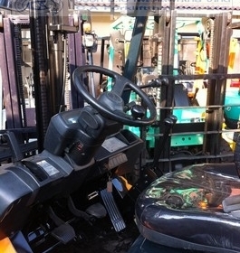 ขายรถ โฟล์คลิฟท์ TOYOTA รุ่น 7-FD20