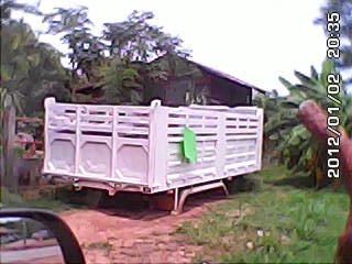 กระบะบรรนทุกสิบล้อ