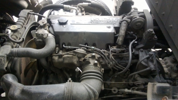 ขายรถสี่ล้อใหญ่ไม่ติดเวลามี2คัน ขายรถสี่ล้อใหญ่ไม่ติดเวลามี2คัน