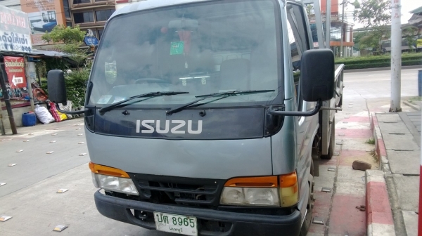 ขายรถสี่ล้อใหญ่ไม่ติดเวลามี2คัน ขายรถสี่ล้อใหญ่ไม่ติดเวลามี2คัน