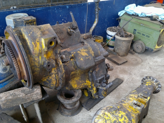 ขายอะไหล่รถตัก CAT 920