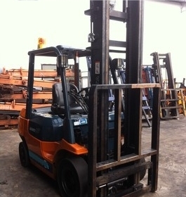 ขายรถ โฟล์คลิฟท์ TOYOTA รุ่น 7-FG25
