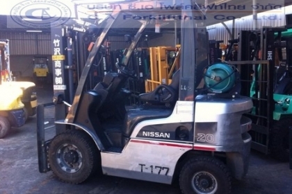 ขาย รถโฟล์คลิฟท์ NISSAN รุ่น EBT-P1F2