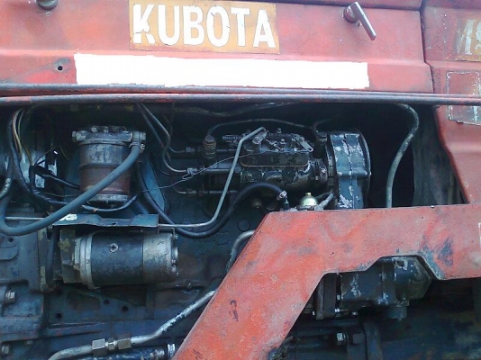 รถไถ KUBOTA M8030 dT รถพร้อมใช้งาน มีทะเบียน อุปกรณ์ใบดันหน้า และผาน 7 อย่างดีแถมไว้ให้ใช้งาน.