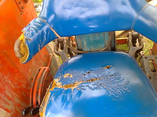 รถไถ KUBOTA M8030 dT รถพร้อมใช้งาน มีทะเบียน อุปกรณ์ใบดันหน้า และผาน 7 อย่างดีแถมไว้ให้ใช้งาน.