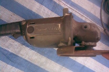 หินเจียmakita 7 นิ้วสภาพสวยๆครับพร้อมใช้งานเสียงนิ่มครับมีใบพร้อมเดิมๆครับเสื้ออลูมิเนียมครับราคานี้คุ้มครับไม่ต้องเบิกใหม่ หินเจียmakita 7 นิ้วสภาพสวยๆครับพร้อมใช้งานเสียงนิ่มครับมีใบพร้อมเดิมๆครับเสื้ออลูมิเนียมครับราคานี้คุ้มครับไม่ต้องเบิกใหม่