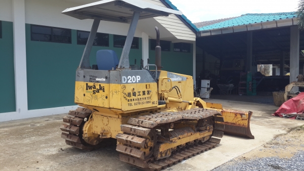Komatsu D20P-7E ช.ม 2,298 เก่านอกพร้อมใช้ สวยสภาพเดิม