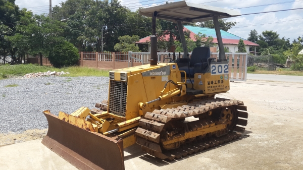 Komatsu D20P-7E ช.ม 2,298 เก่านอกพร้อมใช้ สวยสภาพเดิม