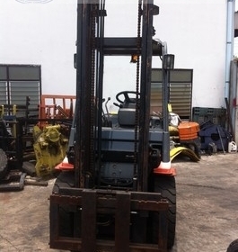 ขาย รถ โฟล์คลิฟท์ TOYOTA รุ่น 7-FD30