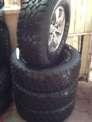 ขายยาง  Mud  พร้อมล้อ  สวยๆ เชิญครับ ขาย 11500
