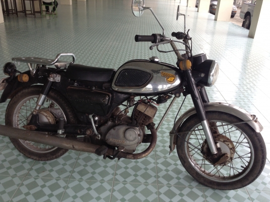 ขาย. คาวาซากิ รุ่น บี1 รถเครื่องติดดีมีทะเบียน ต่อภาษี2557สตาร์ทมือได้ สตาร์ทเท้าได้