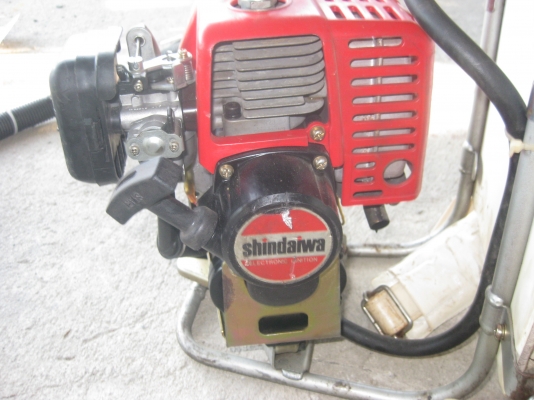 เครื่องตัดแต่งกิ่งไม้