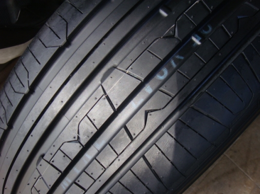 ขายยาง Nitto  Japan 225/45/18  ปี 13