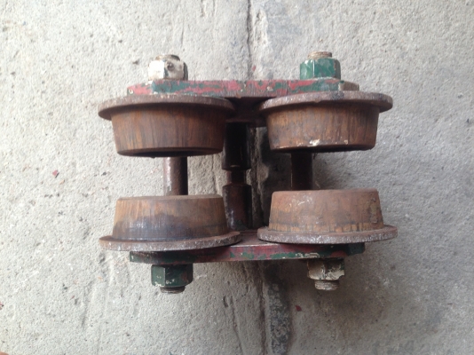 ขายตัววิ่งรางบีม ขนาด 1/2 ตัน หน้ากว้าง 3 นิ้ว สภาพดี หมุนคล่อง พร้อมใช้งาน มี 4 ตัว ขายตัววิ่งรางบีม ขนาด 1/2 ตัน หน้ากว้าง 3 นิ้ว สภาพดี หมุนคล่อง พร้อมใช้งาน มี 4 ตัว