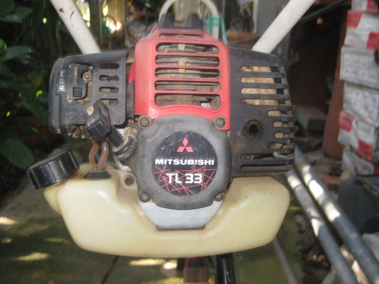 เครื่องแหวกร่องในนาข้าว