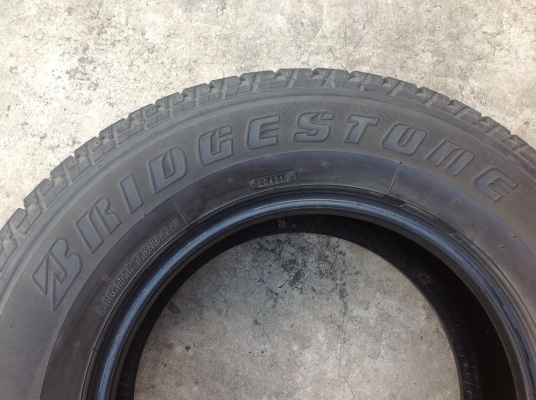 ยางรถกระบะBRIDGESTONE-DUELER 225/70 R15