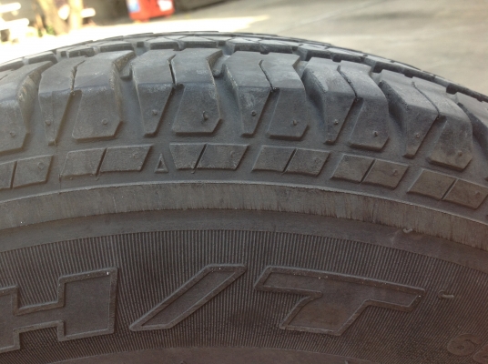 ยางรถกระบะBRIDGESTONE-DUELER 225/70 R15