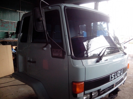 หัวรถสิบล้อร็อคกี้สวยๆ ผู้ใหญ่ใจดีซื้อแล้ว 110,000 บาท ติดต่อ081-5568390 และ086-8394590 หัวรถสิบล้อร็อคกี้สวยๆ ผู้ใหญ่ใจดีซื้อแล้ว 110,000 บาท ติดต่อ081-5568390 และ086-8394590