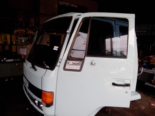 หัวรถสิบล้อร็อคกี้สวยๆ ผู้ใหญ่ใจดีซื้อแล้ว 110,000 บาท ติดต่อ081-5568390 และ086-8394590