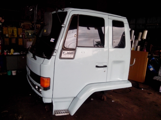 หัวรถสิบล้อร็อคกี้สวยๆ ผู้ใหญ่ใจดีซื้อแล้ว 110,000 บาท ติดต่อ081-5568390 และ086-8394590 หัวรถสิบล้อร็อคกี้สวยๆ ผู้ใหญ่ใจดีซื้อแล้ว 110,000 บาท ติดต่อ081-5568390 และ086-8394590