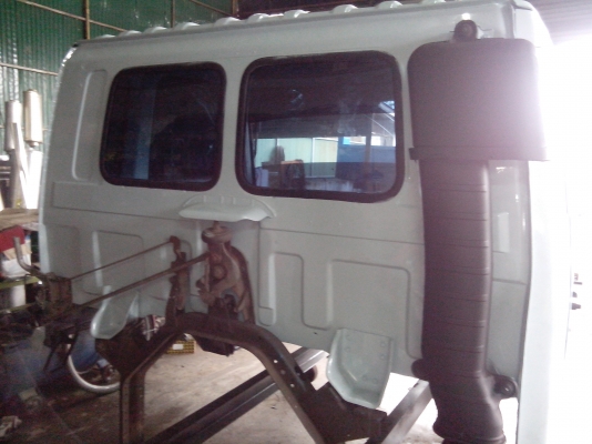 หัวรถสิบล้อร็อคกี้สวยๆ ผู้ใหญ่ใจดีซื้อแล้ว 110,000 บาท ติดต่อ081-5568390 และ086-8394590 หัวรถสิบล้อร็อคกี้สวยๆ ผู้ใหญ่ใจดีซื้อแล้ว 110,000 บาท ติดต่อ081-5568390 และ086-8394590