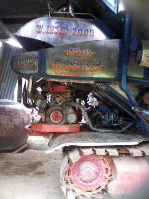 ลงรูปใหม่+เบอร์โทร ขายรถเกี่ยวนวดข้าวอุ้ม พ.เจริญการช่าง