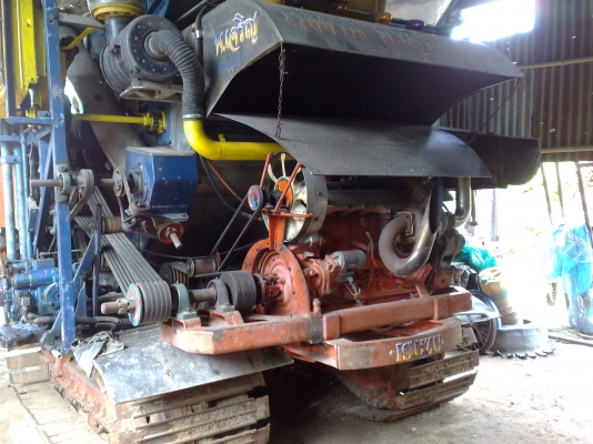 ลงรูปใหม่+เบอร์โทร ขายรถเกี่ยวนวดข้าวอุ้ม พ.เจริญการช่าง