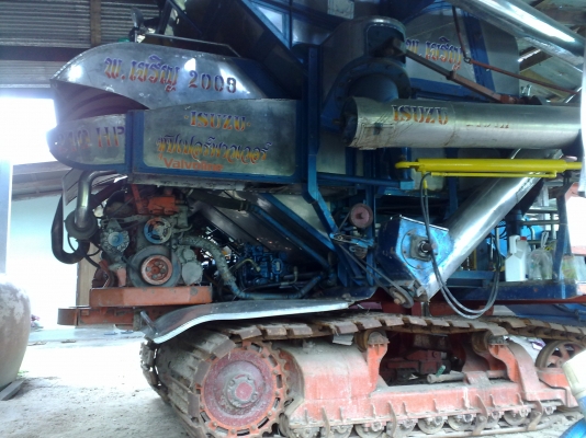 ลงรูปใหม่+เบอร์โทร ขายรถเกี่ยวนวดข้าวอุ้ม พ.เจริญการช่าง