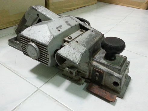 กบไฟฟ้า