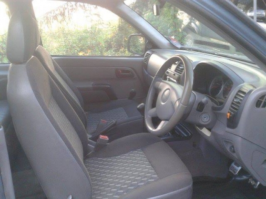 ขาย isuzu dmax ปี 2004  sx รถบ้านมือเดียวสภาพสวย รถพร้อมใช้