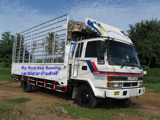 ขาย 6ล้อ อีซูซุ FRR 195 แรง ยาว 6.20  สภาพสวยเดิมเครื่องดี พร้อมใช้งาน ชมก่อนได้ครับ สนใจติดต่อ 081-9425443
