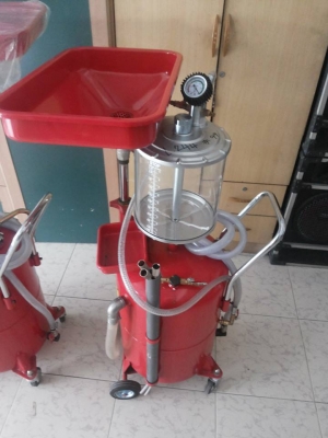 ขายเครื่องเปลี่ยนถ่ายน้ำมันเครื่อง น้ำมันเกีย ด้วยแรงดันลม สินค้าใหม่ ราคาโรงงานถูกๆ7500