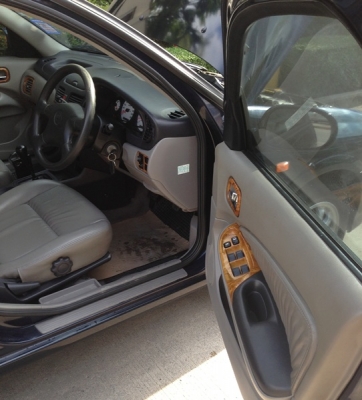 ขายรถพร้อมใช้ งาน ราคาไม่แพง มือเดียวป้ายแดง เอกสารครบพร้อมโอน