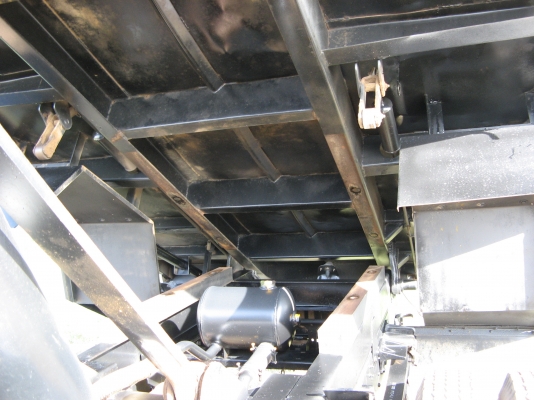 ขาย  6 ล้อ ฮ๊โน่  เมก้า 150 แรง ยาว 4.00 ปี 2006 สภาพสวยเดิมเครื่องดี พร้อมใช้งาน ชมก่อนได้ครับ สนใจติดต่อ 081-9425443