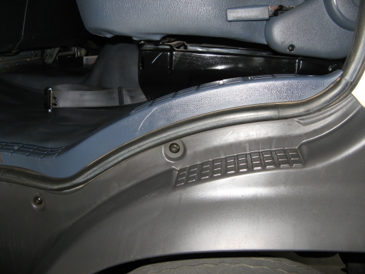 ขาย  6 ล้อ ฮ๊โน่  เมก้า 150 แรง ยาว 4.00 ปี 2006 สภาพสวยเดิมเครื่องดี พร้อมใช้งาน ชมก่อนได้ครับ สนใจติดต่อ 081-9425443