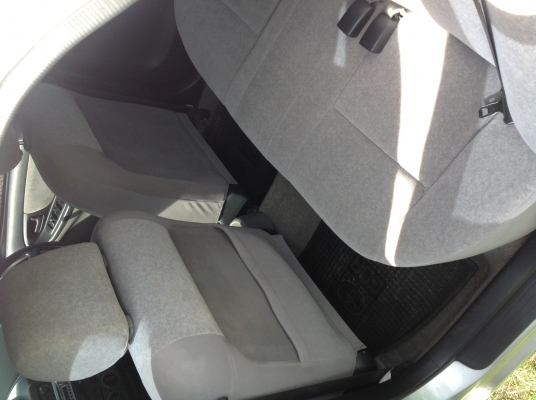 Toyota vios 1.5E เกียร์กระปุก ล้อแม็กประหยัดน้ำมัน รถปี 2003 รถบ้านคัดเกรด