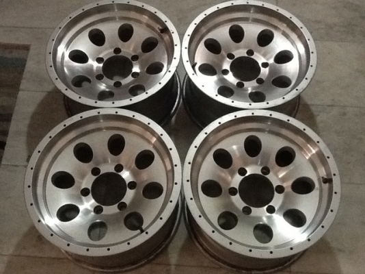 ขายล้อหยดน้ำ 6 รู  ........... สวยๆ เชิญครับ