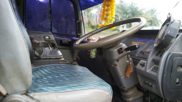 รถฮีโน่ 10 ล้อดั้ม FM3H 195 แรงม้า สนใจติดต่อ 081 - 6079515 รถฮีโน่ 10 ล้อดั้ม FM3H 195 แรงม้า สนใจติดต่อ 081 - 6079515